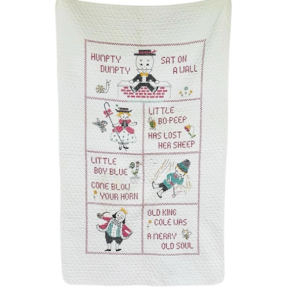 Vintage Nursery Rhyme Cross Stitch Baby Crib Quilt - Picture 1 of 12